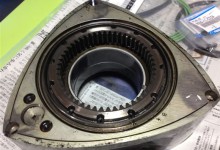 ロータリーエンジンオーバーホール⑭　ローター組み付け編